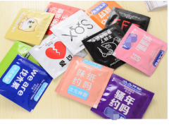 Creative Condom mini wet wipes