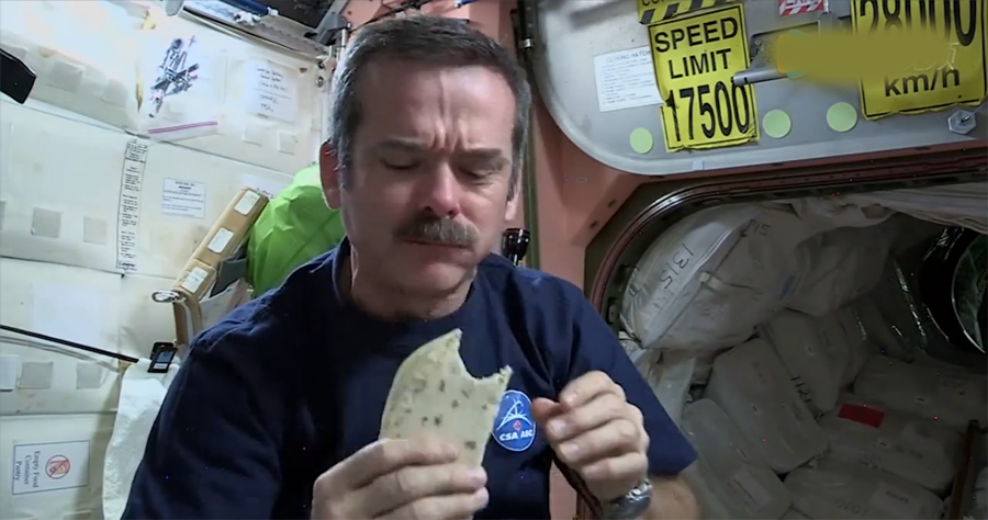 Canadian Astronaut Chris Hadfield Show us how to clean hands in the outer space